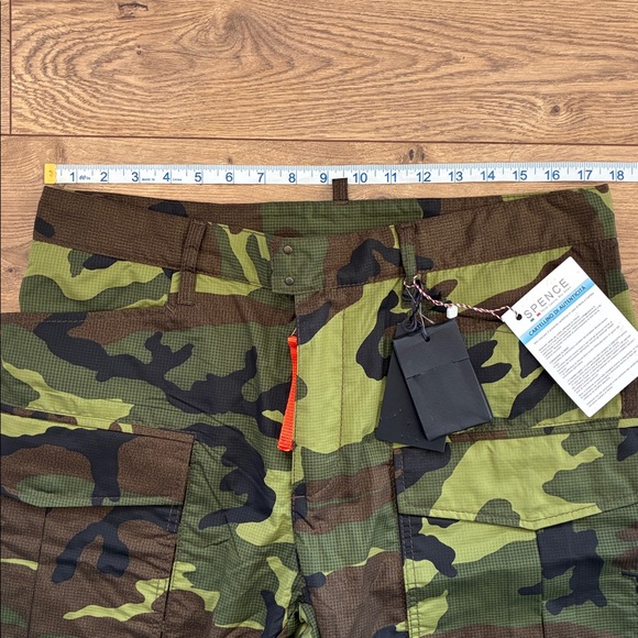 NEW DSQUARED2 Camouflage Cargo Pants - Olive and Black